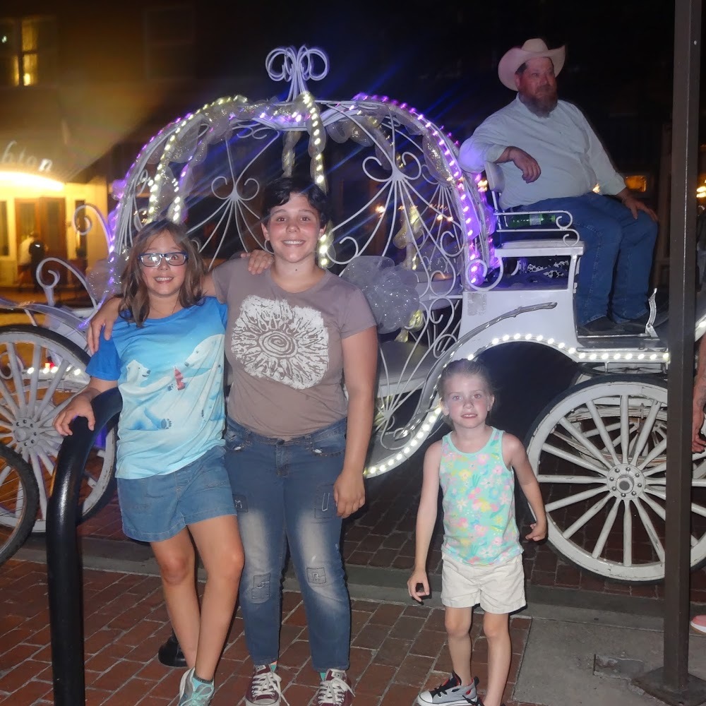 Meet your Posher, Mel